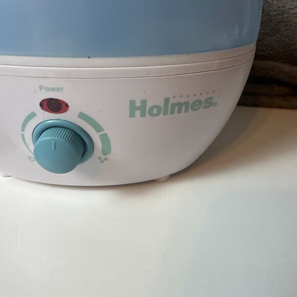 Holmes HM500TG Ultrasonic Cool Mist Humidifier Silent With Removable Tank - Picture 6 of 7